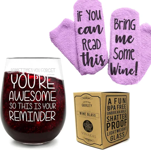 Miniatura 8 de Divertidos copas de vino + calcetines de vino – Copa de vino irrompible de 16 onzas sin tallo con refranes y calcetines peludos para niña "If You