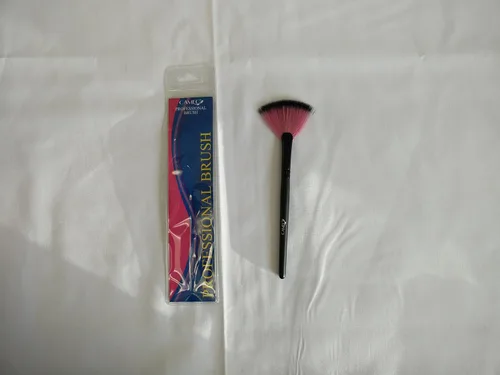 Miniatura 2 de Cameo Cepillo de ventilador profesional