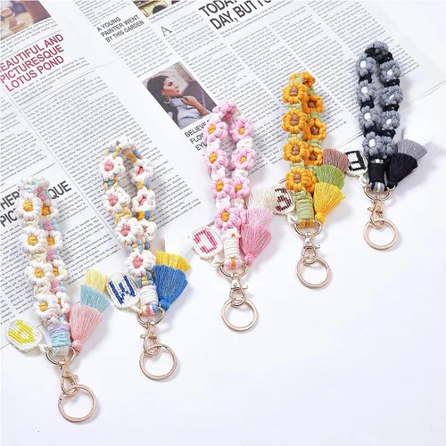 Miniatura 4 de Bisanzoya Beaded Keychain with Tassel, Silicone Key Ring Bracelet, Cute Boho Car Key Chain Wristlet for Women