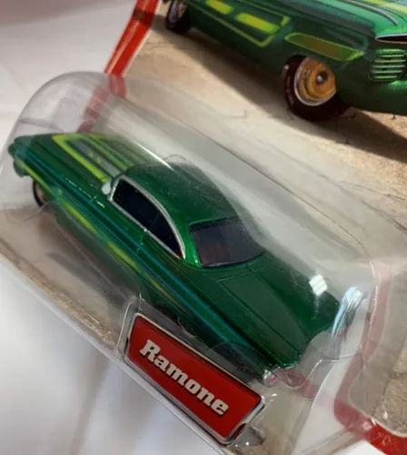 Miniatura 3 de Disney Pixar Cars Series 1 Original Green Ramone - Coche fundido a escala 1:55