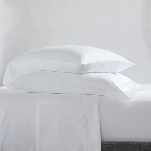 Miniatura 8 de Serta Paquete de ropa de cama clásica, contiene un protector de colchón de tamaño individual y un juego de sábanas junto con una almohada estándar