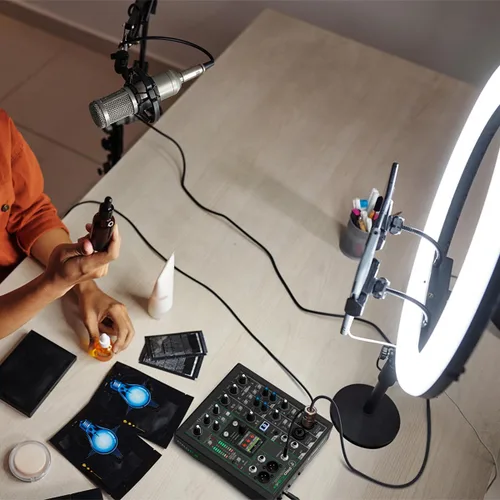 Miniatura 8 de Mackie ProFX6v3+ Mezclador analógico profesional de 6 canales con USB, preamplificadores de micrófono Onyx, motor de efectos GigFX y Bluetooth