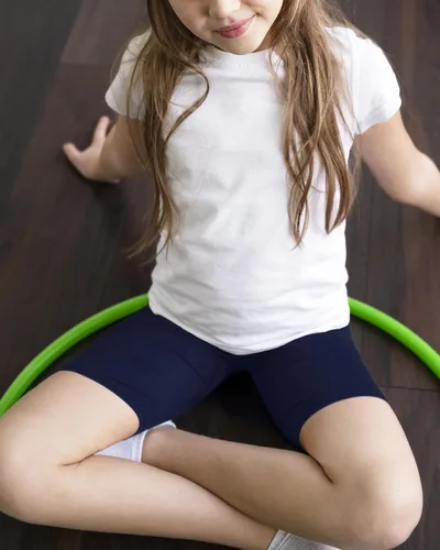 Miniatura 3 de Auranso Pantalones cortos de ciclismo para niñas, con volante de cartwheel, transpirables y de seguridad para debajo del vestido, pantalones cortos