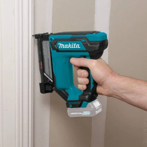Miniatura 6 de Makita Clavadora inalámbrica de iones de litio TP03Z 12V Max CXT