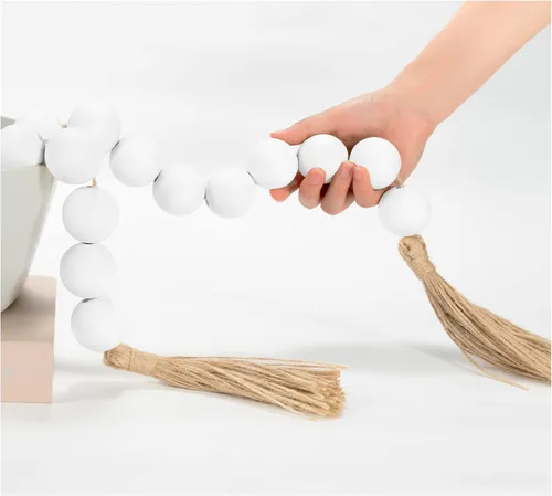Miniatura 10 de OMISHE Guirnalda de Cuentas de Madera Extra Grande Blanco Rústico con Cuentas de Madera de 1.6" de Diámetro y Borlas, 41" de Largo Cuentas 7 blanco