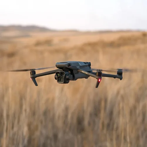 Miniatura 7 de DJI Mavic 3 Pro con DJI RC, dron insignia de triple cámara con cámara Hasselblad CMOS 4/3, tiempo de vuelo de 43 minutos, transmisión de video HD