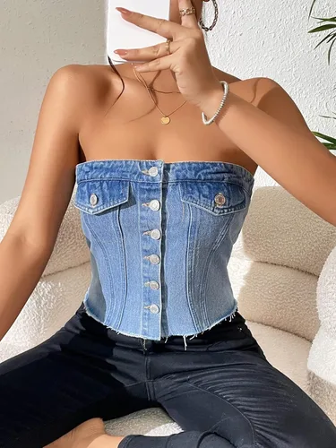 Miniatura 5 de WDIRARA Blusa corta sin mangas con botones y dobladillo sin tirantes para mujer