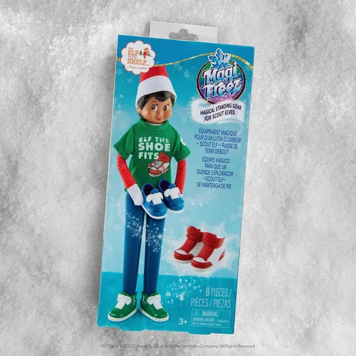 Miniatura 5 de The Elf on the Shelf MagiFreez Cool Kicks Sneaker Trio-Mix and Match - Paquete de accesorios de tenis para tu elfo Scout - Elfo Scout no incluido