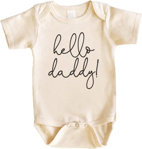 Bump and Beyond Designs Hello Daddy Anuncio de embarazo a su esposo
