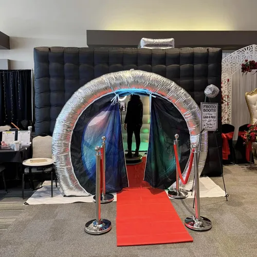 Miniatura 3 de SAYOK Cabina de fotos inflable con luces, tienda de campaña portátil en forma de cámara con forma de cubo con soplador, 11.5 x 9.2 x 8.2 pies