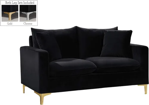 Meridian Furniture Naomi Collection Modern | Sofá de dos plazas tapizado de terciopelo negro contemporáneo con base de acero inoxidable en un