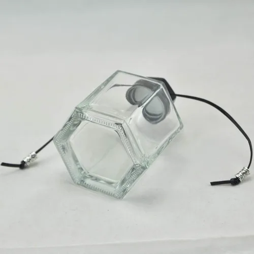 Miniatura 4 de Juego de 4 botellas difusoras de aceites esenciales de columna hexagonal de 4.1 fl oz (tapa negra)
