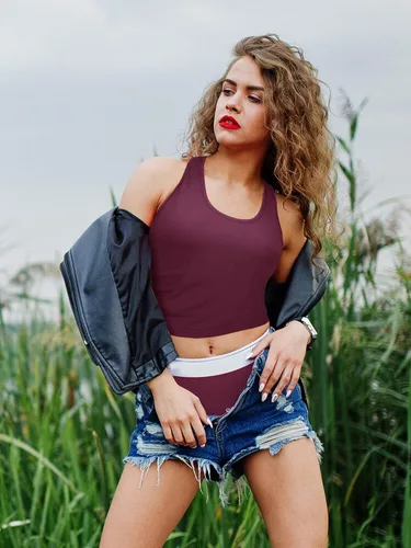 Miniatura 6 de 4 camisetas cortas básica sin mangas con espalda cruzada para mujer