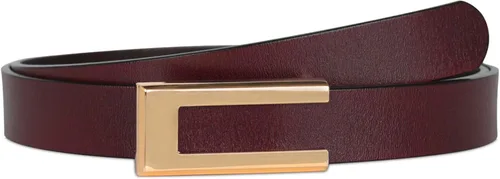 Miniatura 416 de Cinturón de cuero clásico con hebilla de metal para mujer con vestido de jeans