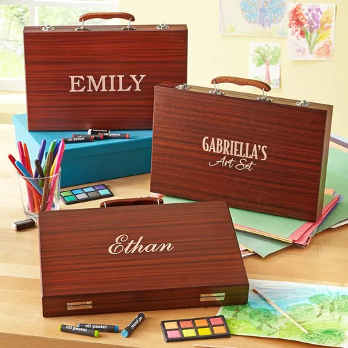 Miniatura 2 de Let's Make Memories Juego de arte de lujo personalizado de 80 piezas, para niños, estuche de transporte de madera, lápices al óleo, lápices