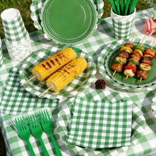 Miniatura 4 de Suministros de fiesta de cuadros verdes, incluyen platos de papel festoneado desechables de 9 y 7 pulgadas, servilletas, vasos, tenedores, manteles
