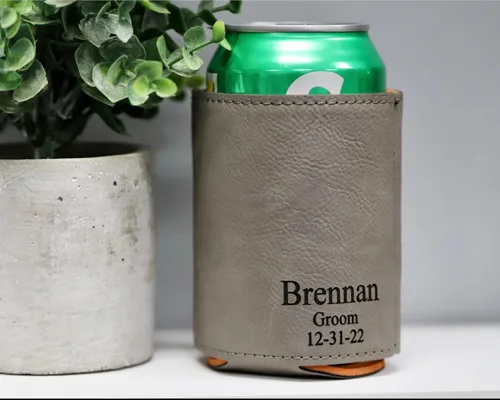 Miniatura 3 de Enfriador de latas para padrinos de boda, regalos personalizados para padrinos de boda, enfriador de latas grabado, soporte para latas de cerveza
