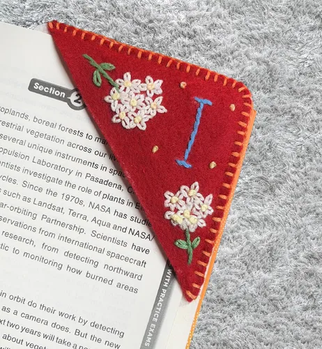 Miniatura 23 de Marcapáginas de esquina bordadas a mano personalizadas, Marcadores para mujeres, Marcador personalizado para los amantes de los libros, lindo Verde