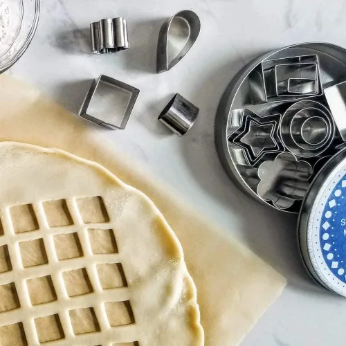 Miniatura 2 de Ultra Cuisine Juego de Mini Cortadores de Galletas con Formas - 24 Moldes Pequeños para Cortar Masa de Pastel y Frutas - Cortadores Duraderos