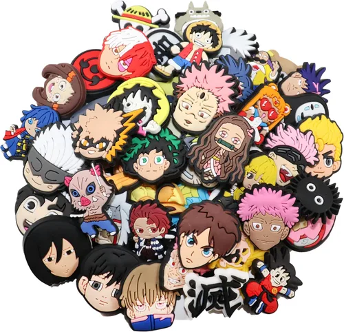 Melgoranmi Paquete de 50 dijes de anime para zapatos de PVC, diferentes unisex, para adultos, para decoración de fiestas, Plástico, No es una piedra