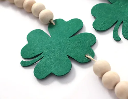 Miniatura 9 de Cartel de decoración temática de trébol de la suerte, suministros para fiesta del día de San Patricio, guirnalda de trébol de 4 hojas