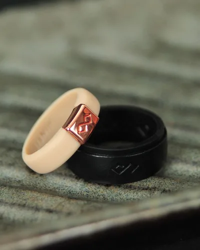 Miniatura 19 de Rinfit Anillos de silicona a juego para parejas, juegos de alianzas de boda de silicona para él y ella, diseño patentado MetalInfinity e Infinity