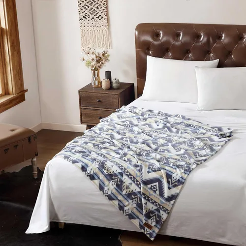 Miniatura 16 de Wrangler - Manta, ropa de cama de felpa suave, decoración occidental para la cama o el sofá (Colt naranja brillante, 50 x 60 pulgadas)