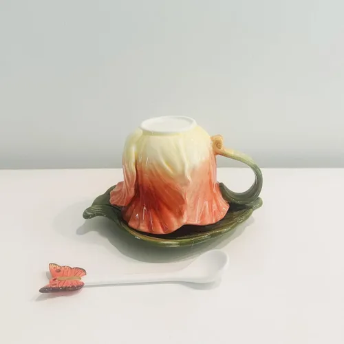 Miniatura 6 de Juego de taza de té y platillo de cerámica, taza de café de flores pintadas a mano en 3D de 6 onzas, regalo para mujeres, tulipán naranja