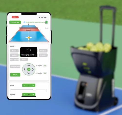 Miniatura 2 de OLIN LaunchONE - Máquina de entrenamiento para lanzador de bolas de pickleball, funciona con pilas, portátil, rotación automática