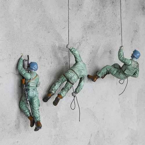 Miniatura 6 de GUTE Juego de 3 esculturas artísticas de pared para hombres y hombres que escalan (juego de 3) – Regalo perfecto para decoración del hogar, arte