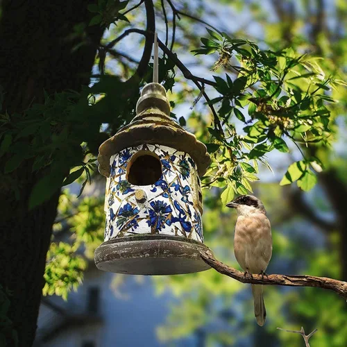 Miniatura 6 de OUSHUAI Casa para pájaros para exteriores con poste, decoración de jardín, casas para pájaros colgantes resistentes a la intemperie, nido de pájaros