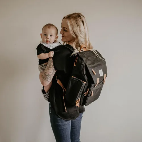 Miniatura 3 de Parker Baby Co. Mochila para pañales - Bolsa de pañales grande con bolsillos aislados, correas para cochecito y cambiador - Bolsa de abedul - Negro