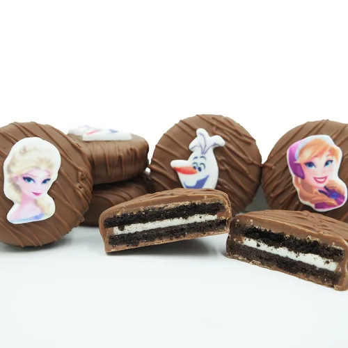 Miniatura 11 de Galletas de la marca Philadelphia Candies cubiertos por ambos lados de chocolate negro y con leche, y crema de cacahuete de la marca Nutter Butter