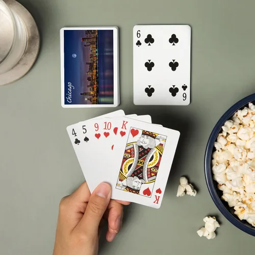 Miniatura 2 de Lantern Press Chicago, Illinois, Skyline por la noche (52 cartas de juego, baraja de cartas de tamaño póquer con comodines)