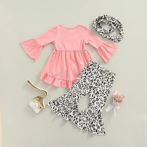 Miniatura 3 de Madjtlqy Conjunto de camiseta con estampado de cabeza de vaca de manga larga y corta para niñas pequeñas y pantalones acampanados