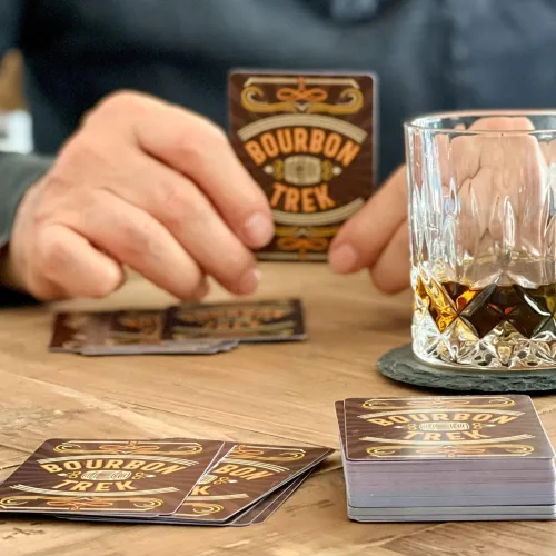 Miniatura 5 de Regalos de Bourbon para hombres, juego de trivia único Bourbon Trek para amantes del whisky Regalos de whisky para hombres Trivia de cultura