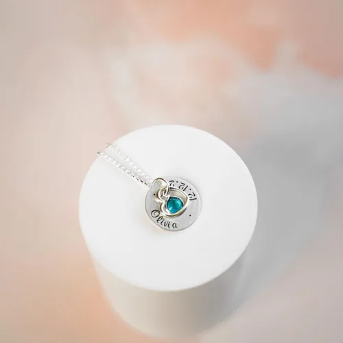 Miniatura 4 de Collar personalizado de plata de ley con corazón caprichoso. Personaliza un dije redondo. Elección de cadena de plata de ley. Regalo perfecto