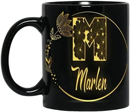 Taza de café personalizada con nombre Marlen y letra inicial, monograma, alfabeto floral, flores doradas, taza de café negra personalizada, regalo