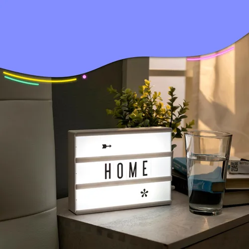 Miniatura 3 de My Cinema Lightbox, pequeña marquesina con luz LED y 100 letras, números y caracteres para crear su cartel personalizado. Incluye USB o alimentación