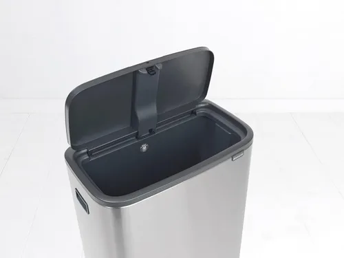 Miniatura 7 de Bolsas de basura Brabantia PerfectFit (Tamaño M/16 Gal) Bolsas gruesas de plástico para caneca de basura con asas de cordón (40 bolsas)