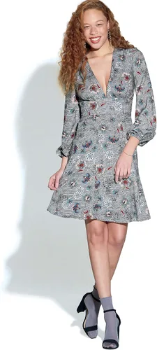 Miniatura 5 de McCall's Patterns M7802E5 McCall's - Patrones de costura para mujer, con escote abierto, tallas 14-22, 14-16-18-20-22, blanco