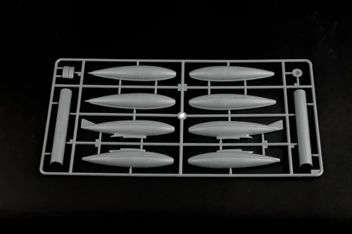 Miniatura 11 de Hobby Boss Kit de construcción de modelo de avión Thunderjet F-84G