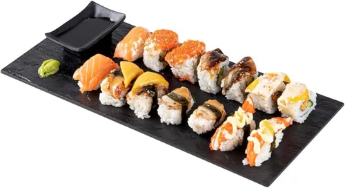 Restaurantware Platos de servir de 16 x 7 pulgadas, 25 tablas rectangulares de charcutería, imitan el aspecto de platos de plástico negro pizarra