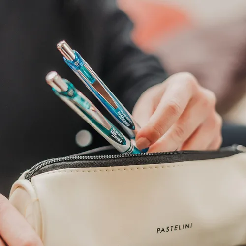 Miniatura 11 de Pentel EnerGel Pearl RTX, 0.028 in, tinta negra, caja de 12 (BL77PWP-A)
