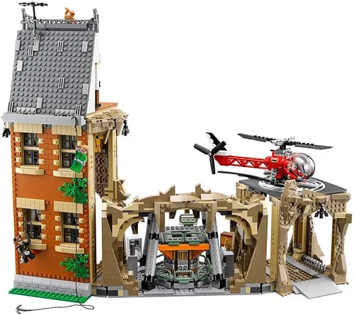 Miniatura 4 de LEGO Super Heroes, Baticueva de Batman de la serie de televisión clásica 76052