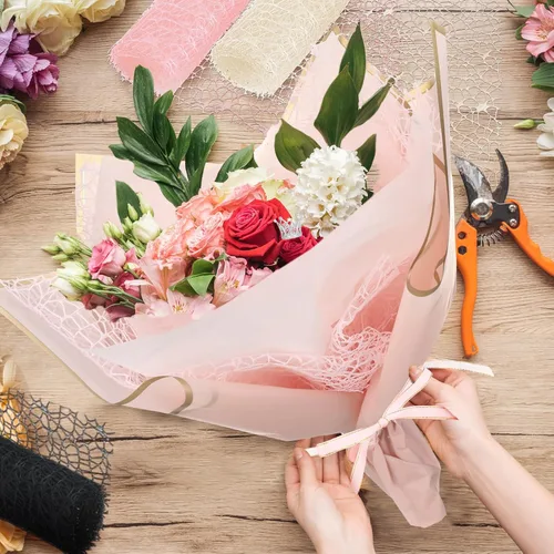 Miniatura 5 de Qilery Juego de 334 piezas de papel de regalo de flores, 153 papel de regalo de ramo floral impermeable, 72 decoraciones de mariposas doradas 3D