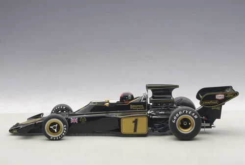 Miniatura 8 de Autoart Lotus 72E 1973 Emerson Fittipaldi #1 con figura de conductor en cabina 1/18 modelo coche