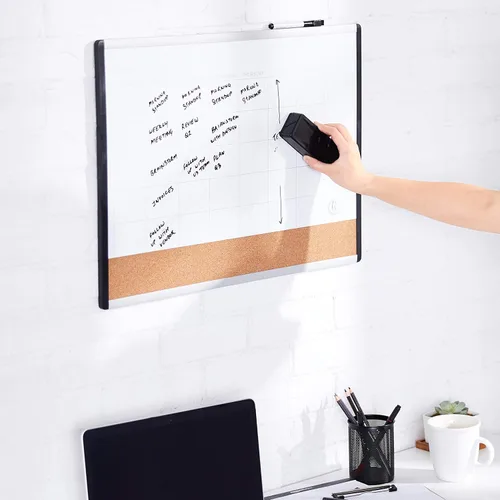 Miniatura 5 de Amazon Basics Borrador de pizarra blanca de borrado en seco, para escuela, oficina, hogar y aula, negro, paquete de 8