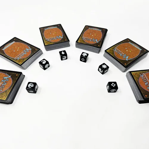 Miniatura 4 de Citadel Black MTG - Juego de 16 dados de maná premium, con bolsa de terciopelo con cordón, Magic: The Gathering
