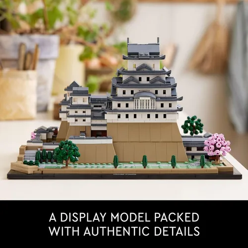 Miniatura 6 de LEGO Architecture Landmarks Collection: Himeji Castle 21060 Juego de construcción, construye y exhibe este modelo coleccionable para adultos, regalo